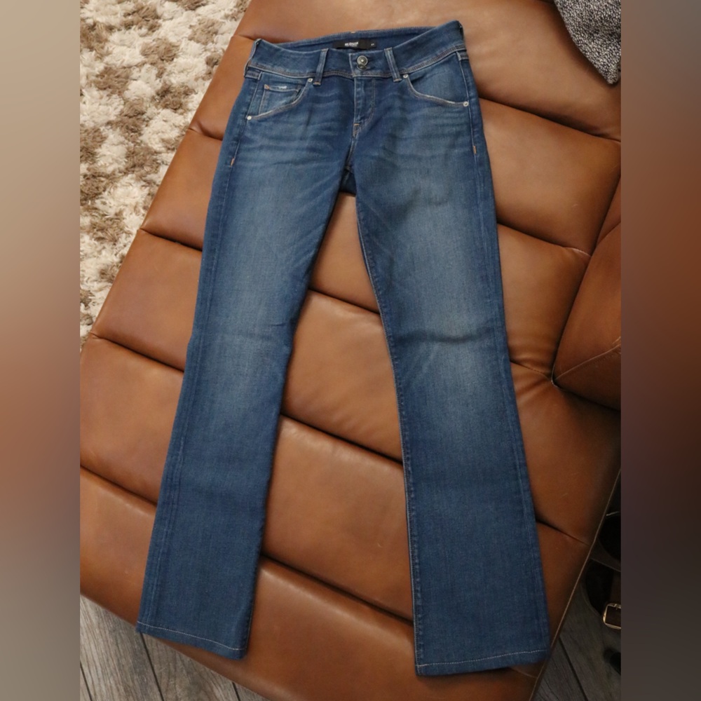 HUDSON Women’s Beth Baby Bootcut Jeans